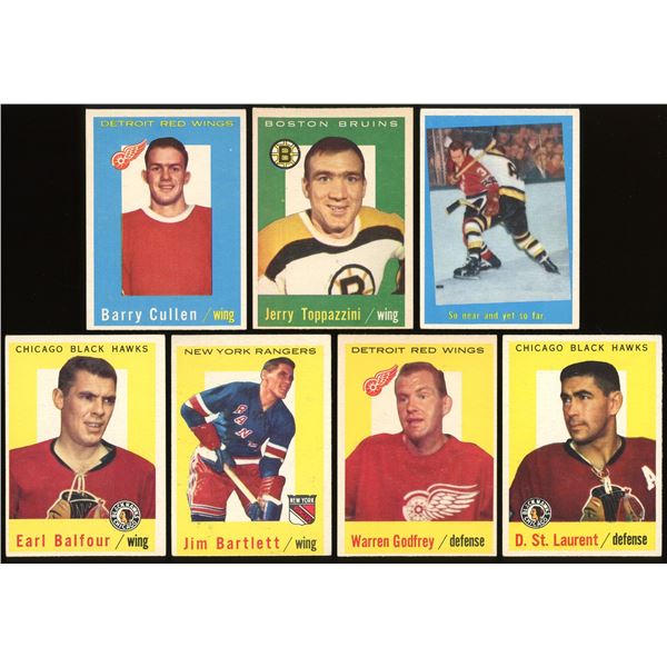 Lot of 7 x 1959-60 Topps Hockey Cards