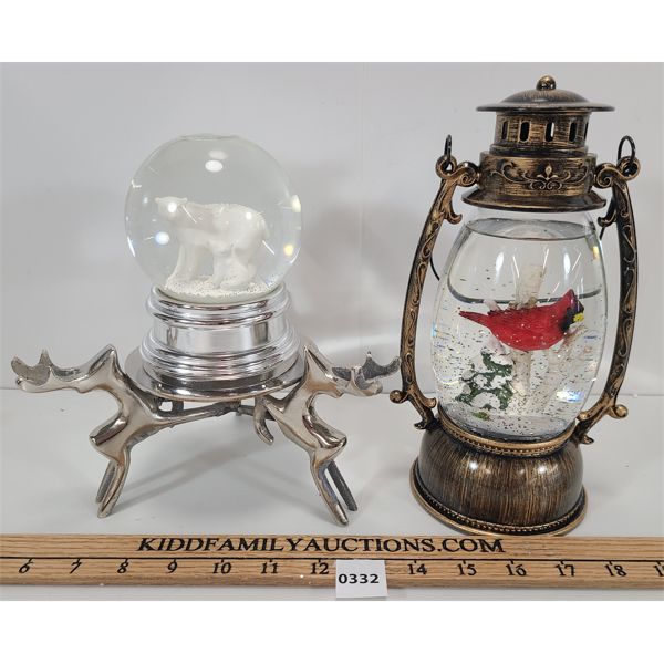 LOT OF 2 - SNOW GLOBES