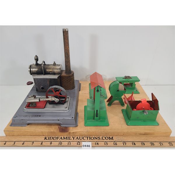 WILESCO STEAM ENGINE W/ ACCESSORIES 