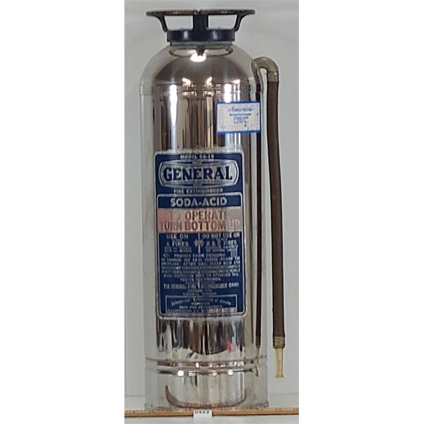 SODA-ACID MODEL SS-15 FIRE EXTINGUISHER