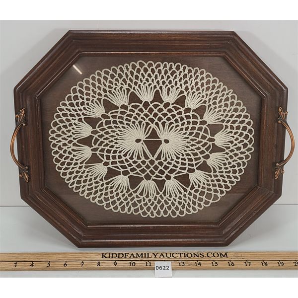 DOILEY UNDER GLASS SERVING TRAY