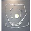 Image 2 : GORGEOUS RHINESTONE NECKLACE,EARRINGS AND BRACELET SET