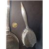 Image 8 : TWO 2 VERY LARGE STERLING SILVER VICTORIAN MIRROR AND BRUSH SET