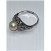 Image 2 : PLATINUM RING WITH AKOYA PEARL