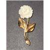 Image 2 : FOUR 4 VINTAGE FLOWER BROOCHES WITH ONE GF CARVED FLOWER BROOCH