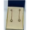 Image 1 : 10K GOLD BOXED HEART DROP EARRINGS