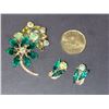 Image 1 : VINTAGE GREEN CRYSTAL BROOCH AND CLIP ON EARRINGS