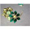 Image 2 : VINTAGE GREEN CRYSTAL BROOCH AND CLIP ON EARRINGS