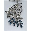 Image 2 : THREE VINTAGE CRYSTAL BROOCHES