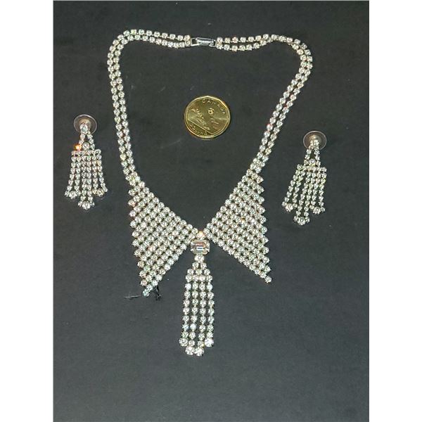 GORGEOUS FORMAL WEAR RHINESTONE NECKLACE AND EARRING SET