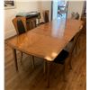 Image 1 : Mid Century Modern Beautiful Teak Dining Table w/ Four Chairs