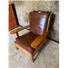 Image 2 : Vintage Simmons Wooden Lounging Chair