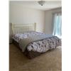 Image 1 : King Sized Brass-Framed Bed