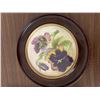 Image 8 : 2 x Round-Framed Floral Prints by Rose Leonard and "Bashaw" by Meredith Evans (Print)