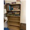 Image 1 : Wooden Bookshelf