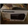 Image 2 : Panasonic Microwave (Model NN-SG626B) and Assorted Cooking Accessories