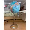 Image 1 : Spinning Globe on Stand