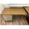 Image 2 : L-Shaped Desk