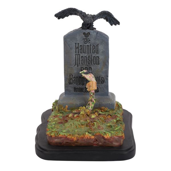 A Haunted Mansion  Gift from the Ghouls...  Statue.