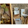 Image 2 : Door hinges and hardware