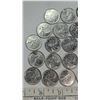Image 2 : Lot of Canadian Quarters - Various Years (40)