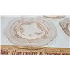 Image 3 : 3 Depression glass plates Royal Lace