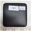 Image 3 : 1977 Specimen Silver Dollar. 25th Anniversary of Queen Elizabeth. Housed in a black case.