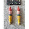 Image 2 : 26 Dominoes and 2  wooden soldiers.  Original from the 1930-40's.  Dominoes in great shape