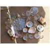 Image 1 : lot of household décor items