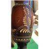 Image 2 : Decorative Wood Vase and Pyrex Tray