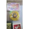 Image 4 : assorted fabric, décor, cards, etc.