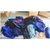 Image 1 : assorted clothes - assorted sizes