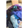 Image 3 : assorted clothes - assorted sizes