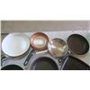 Image 3 : lot of pans