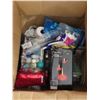 Image 2 : Box of household items