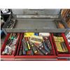 Image 6 : Tool box (Craftsman) with Contents - includes key
