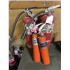 Image 1 : 4 Fire extinguishers (2 small)