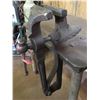 Image 3 : Welding table with vise