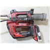 Image 3 : Milwaukee Cordless grease gun- no charger