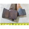 Image 4 : 2 hatchets