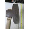 Image 2 : broad axe