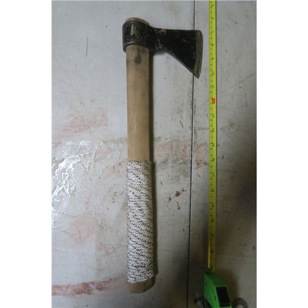 tomahawk style axe