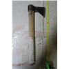Image 1 : tomahawk style axe