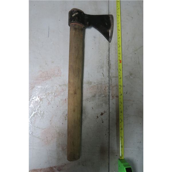 tomahawk style axe