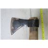 Image 3 : tomahawk style axe
