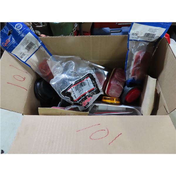 Lot of assorted Trailer lights