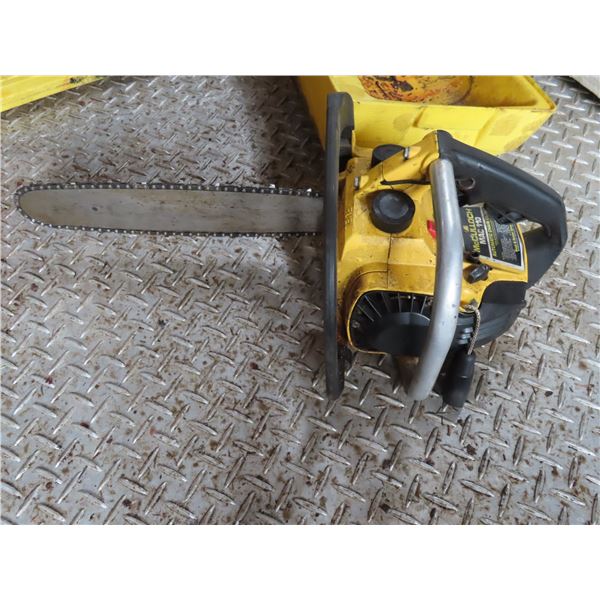 McCulloch 110 Chainsaw in case