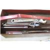 Image 3 : assorted wrenches