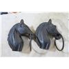 Image 3 : 2 cast horse post toppers