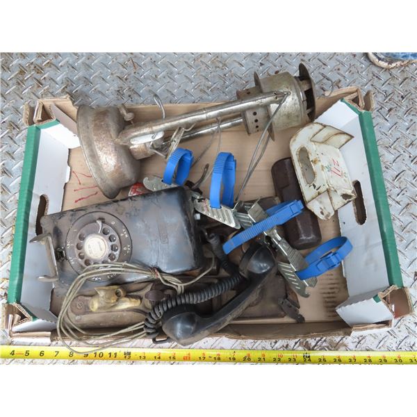 Lot of collectibles: Clamp, Skates, phone, etc.